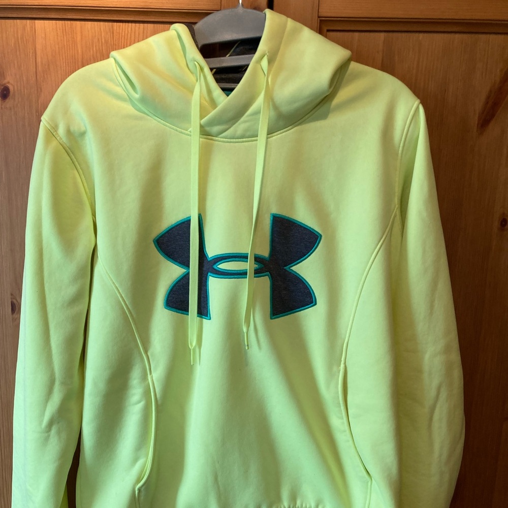 Under Armour Hoodie sz M